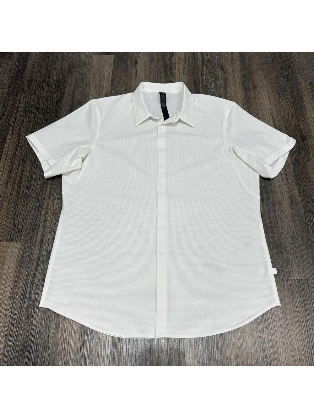 Lululemon Men's Airing Easy Short Sleeve Shirt Button Shirt White Mens XL Beach
